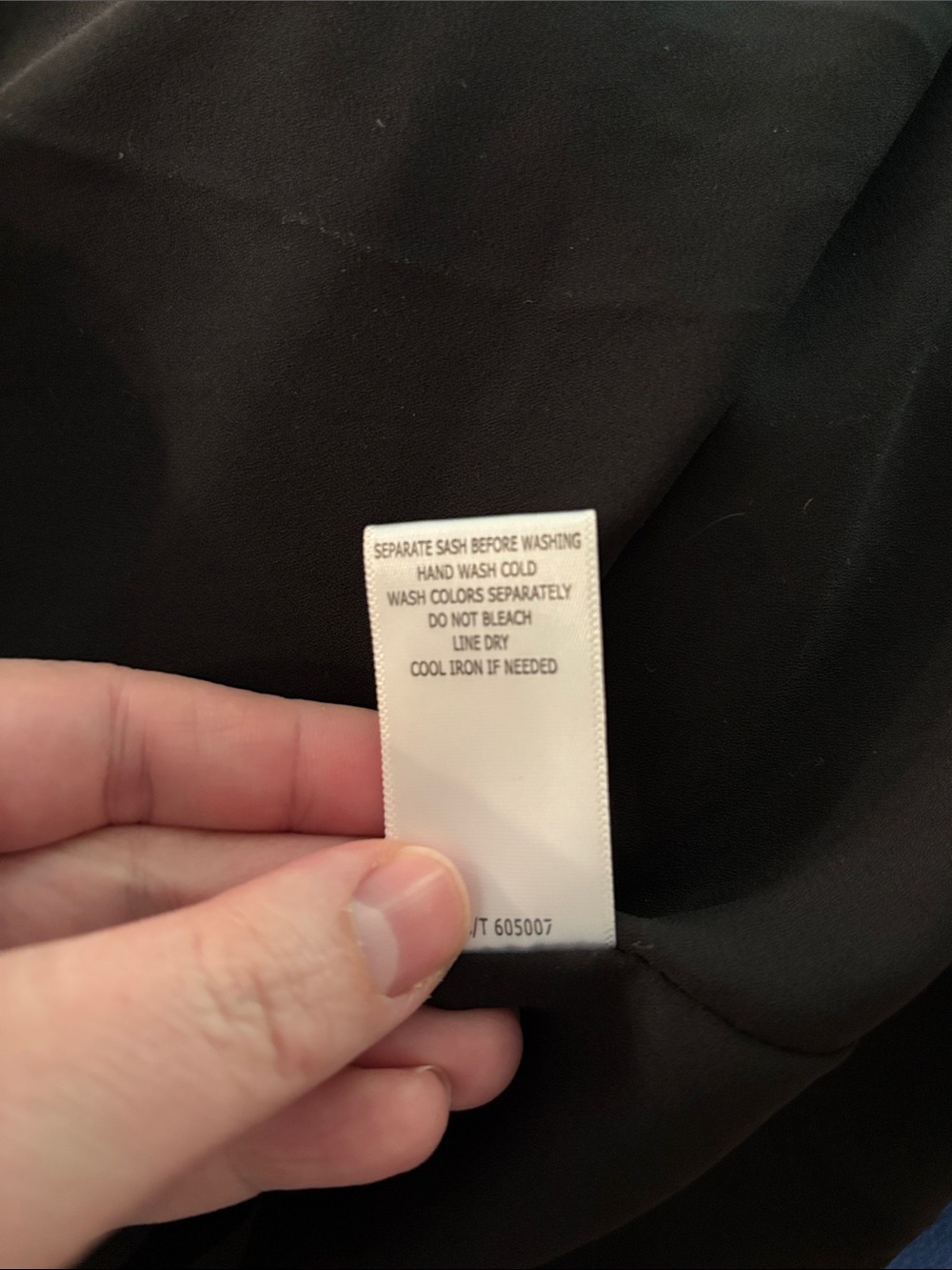 Size 10 NWT Taylor Dress - Picture 3 of 3